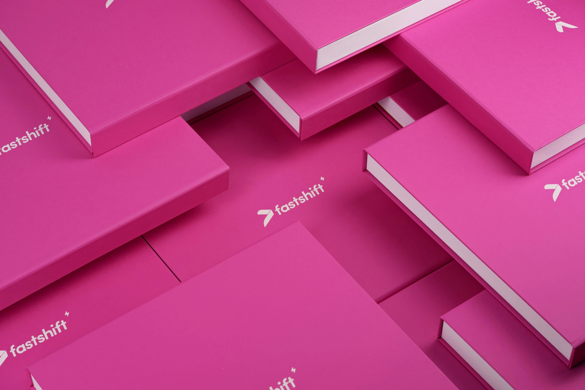 New Year Present Set for Fast Shift