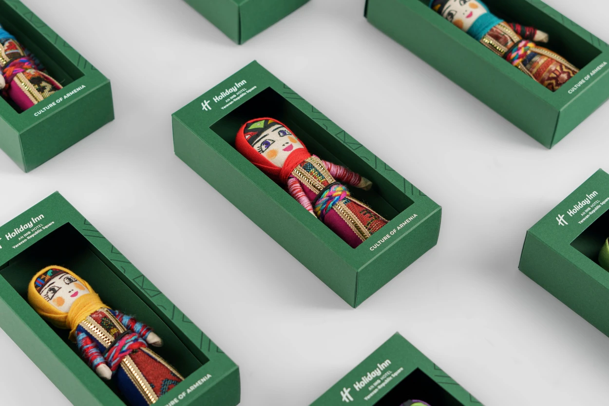 Present for HolidayInn